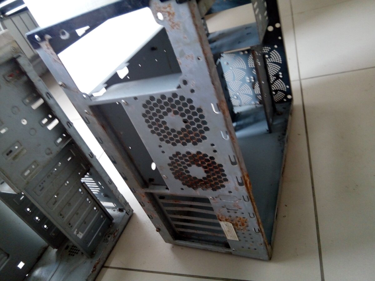 Несмотря на то,что он ржавый и в убитом состоянии-это отличный вариант!