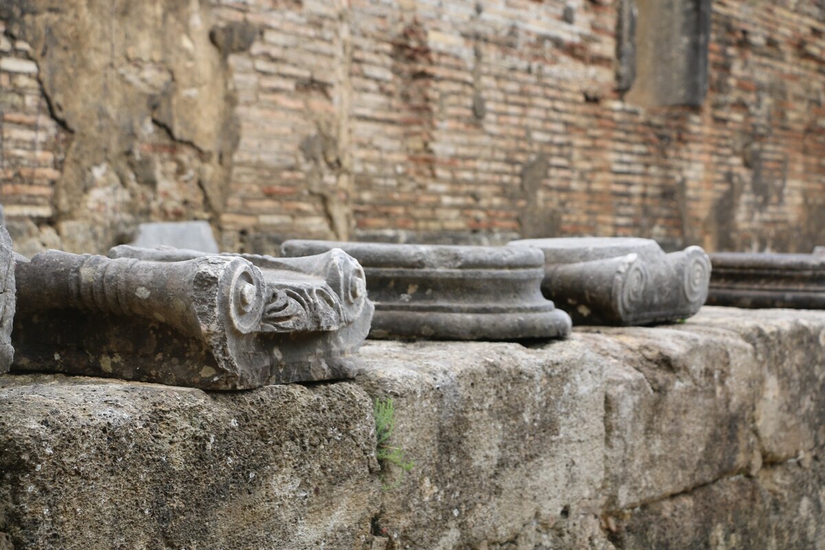 Фотография моя. Греция, руины древнего города Олимпия.
