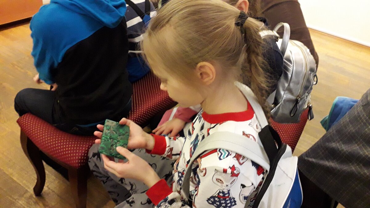 Настоящие уральские минералы, добытые самостоятельно, станут предметом вашей гордости. Фото автора.