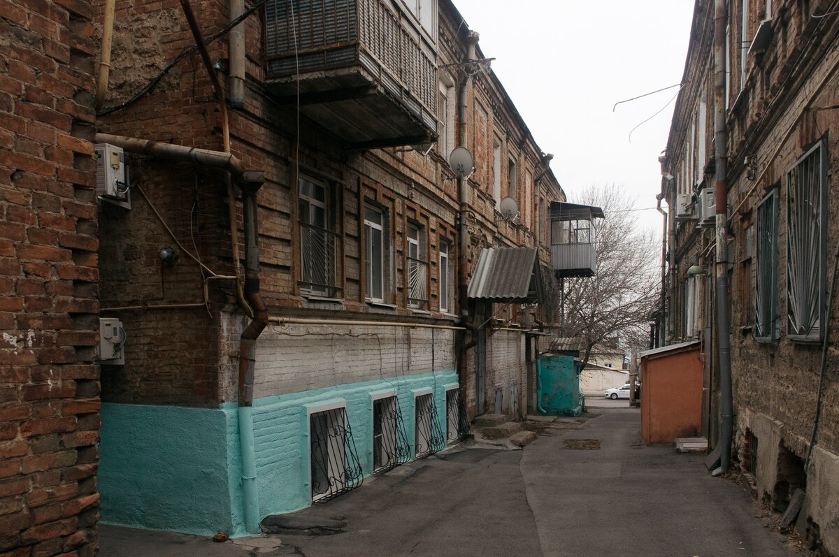                                                                            Дома Двойры Розиной