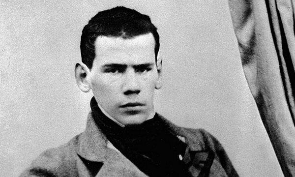 Лев Толстой незадолго до свадьбы