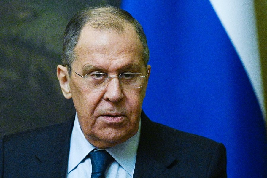 Министр иностранных дел РФ Сергей Лавров во время пресс-конференции - Фото: Рамиль Ситдиков/POOL/ТАСС