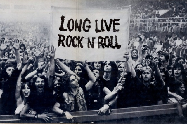 Или не умер?