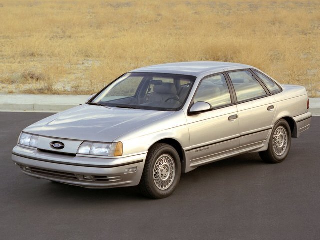 Ford Taurus 1985 год