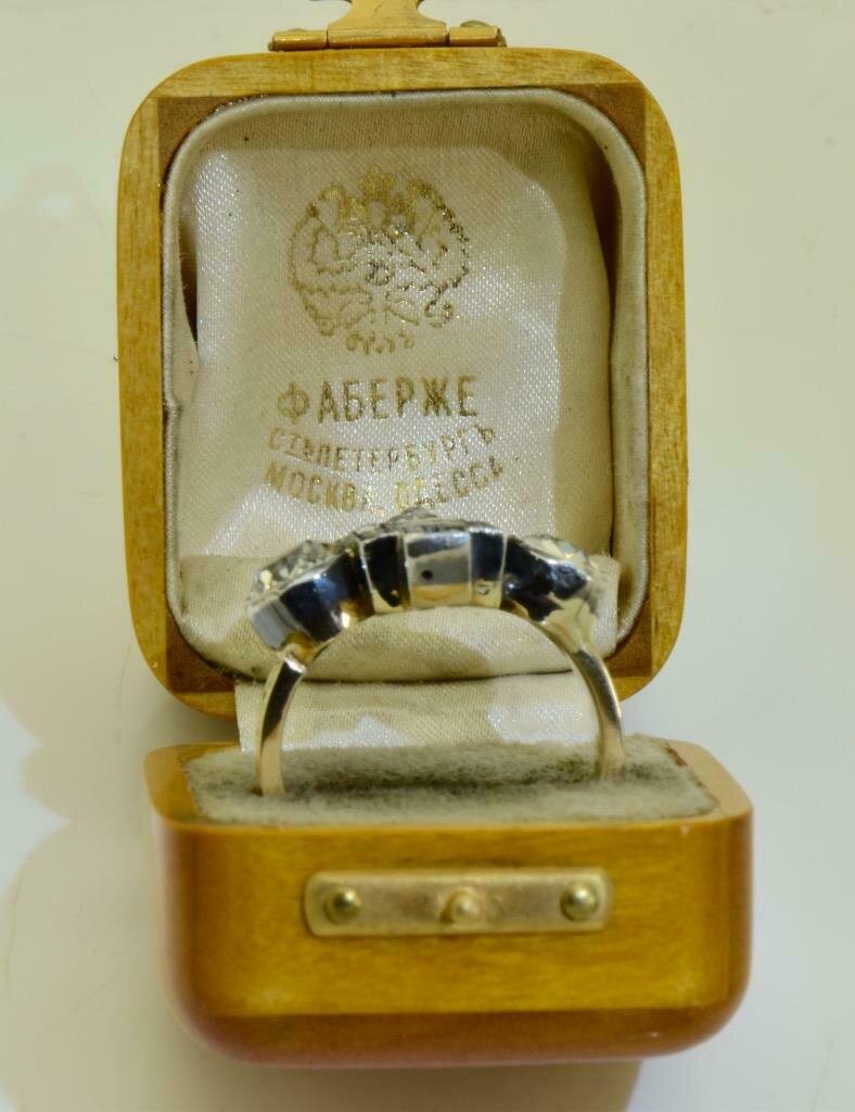 Перстень Фаберже. Фотографий несколько, листайте галерею.