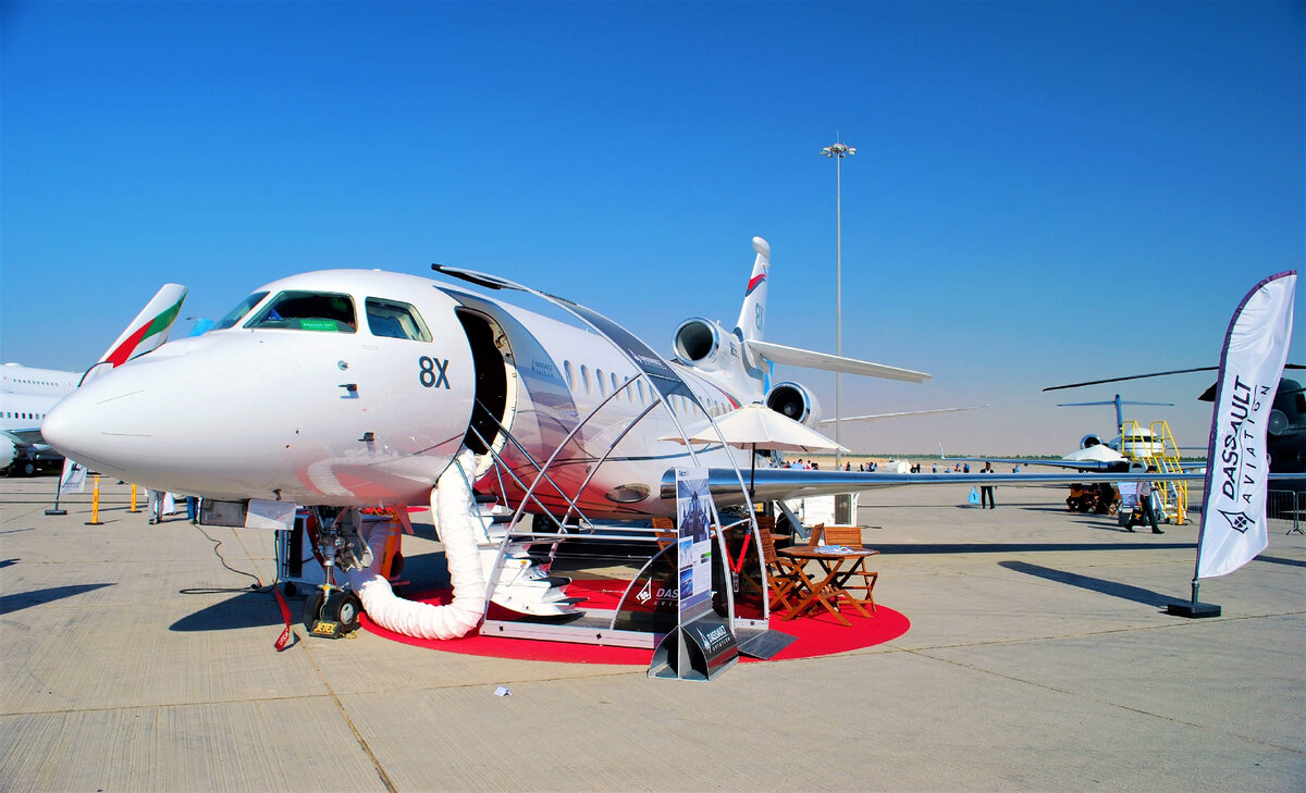 Dassault Falcon 8X. Фото: smartyunknown/Shutterstock