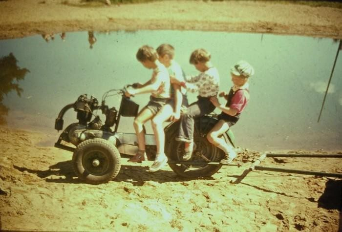 Всем, здравствуйте. Сегодня прочитал одну интересную статью, на тему СССР, называется статья так - «В СССР входила Германия»: молодежь бывших советских республик забыла историю.-8