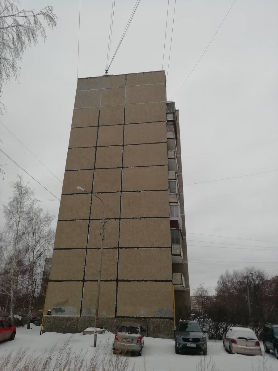 Торцевой фасад до начала работ