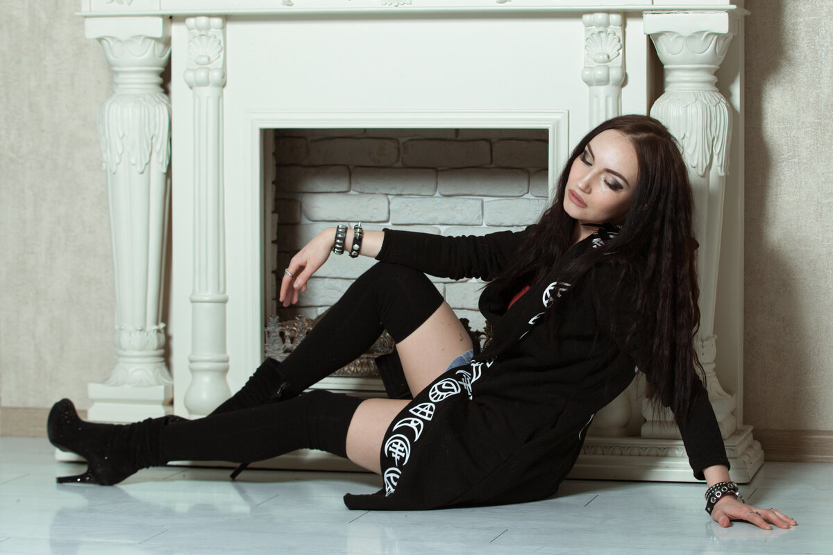 Солистка группы Naked Sense Натали Бикина