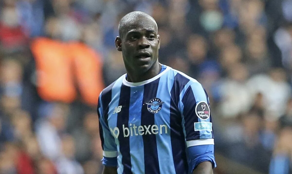 Источник: https://halktv.com.tr/spor/italyan-basini-galatasaray-balotelli-ile-anlasti-681120h