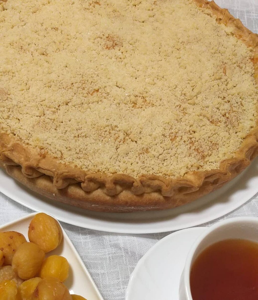 Татарский пирог губадия. Татарская кухня Губадия. Губадия с кортом. Губадия татарский пирог. Пирог Губадия с кортом.