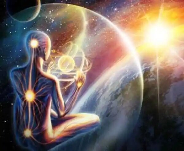 Ультрамарин — это солярная чакра. 