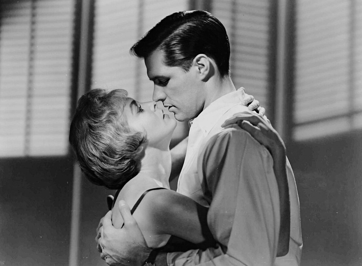 Кадр из х/ф «Психо», режиссер Альфред Хичкок, 1960 год.