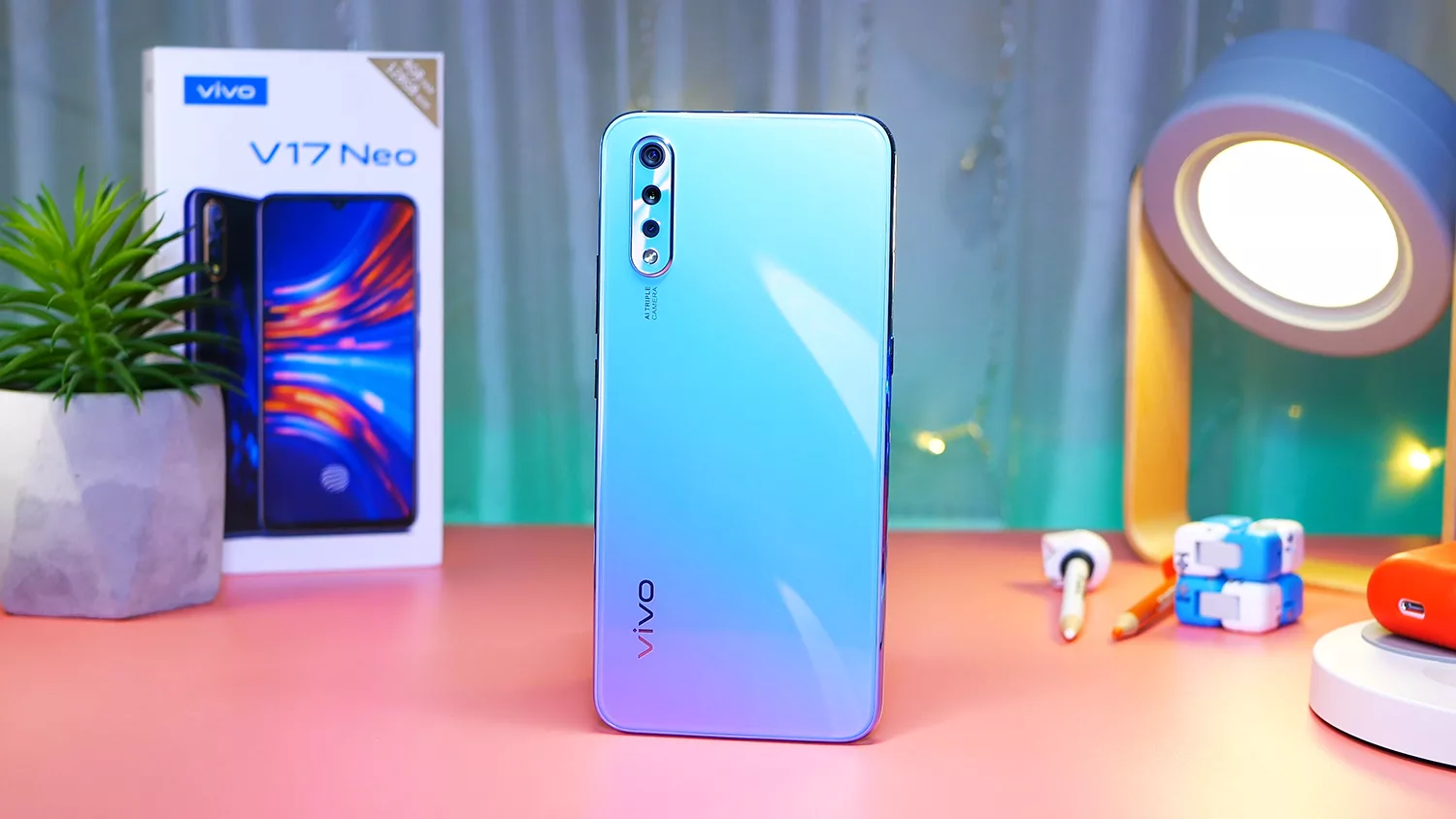 Neo обзор. Смартфон vivo v17 Neo. Модель vivo v17 Neo. Vivo 1907 v17neo. Виво в 17 Нео.