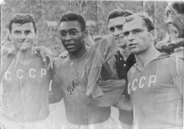 Пеле — единственный, кто забил 1281 официально зарегистрированный гол в 1363 матчах