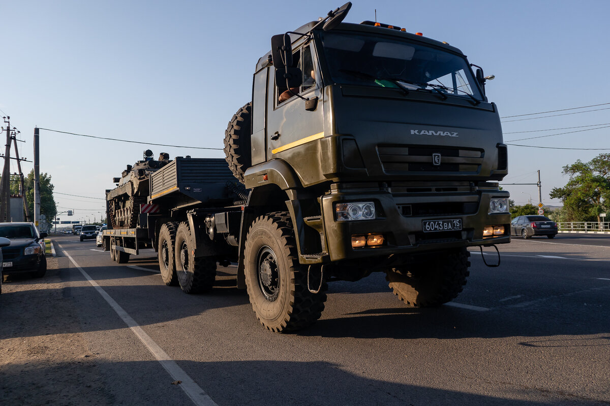 Прибытие боевой машины пехоты БМП-2