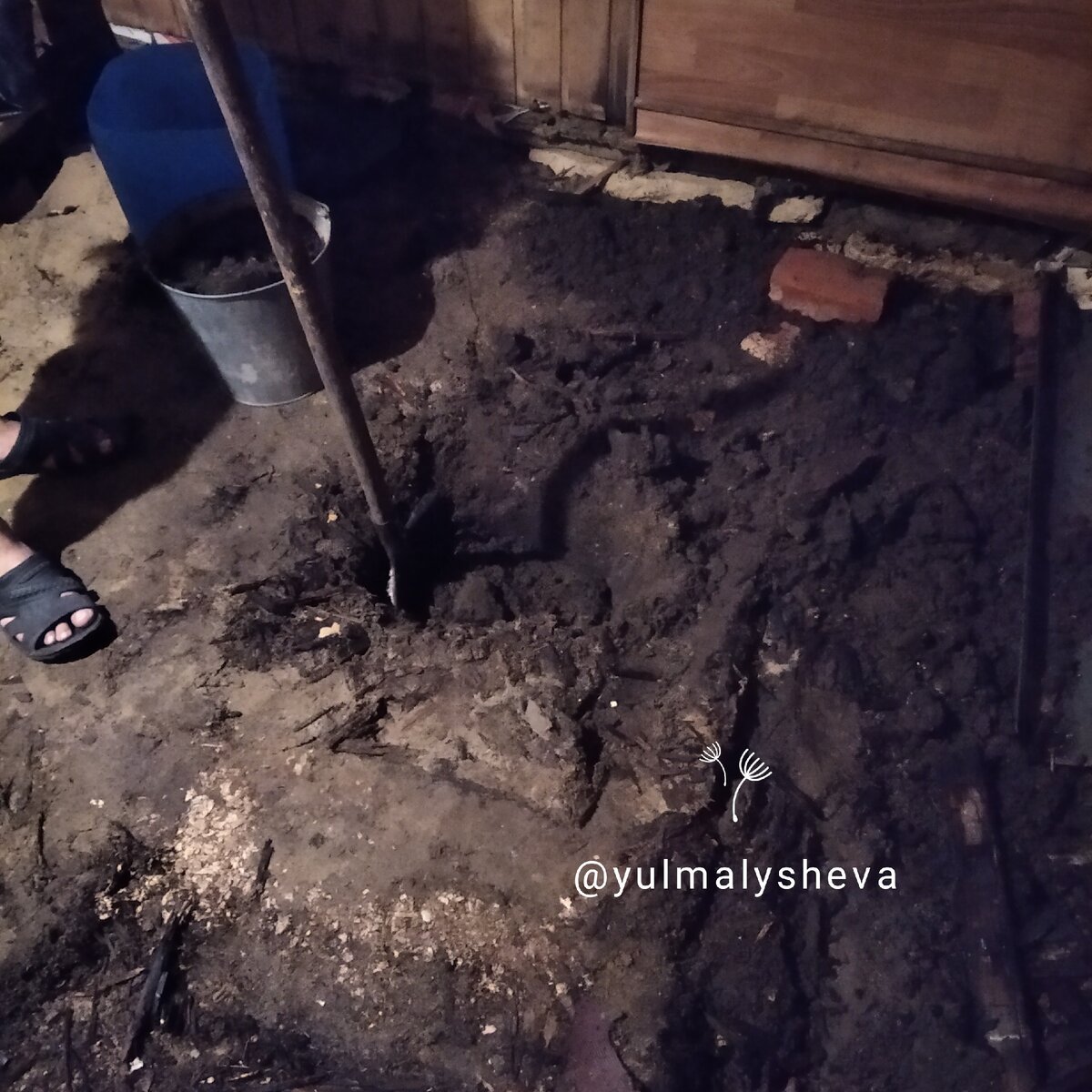 Делаем слив в бане своими руками из поручных средств 