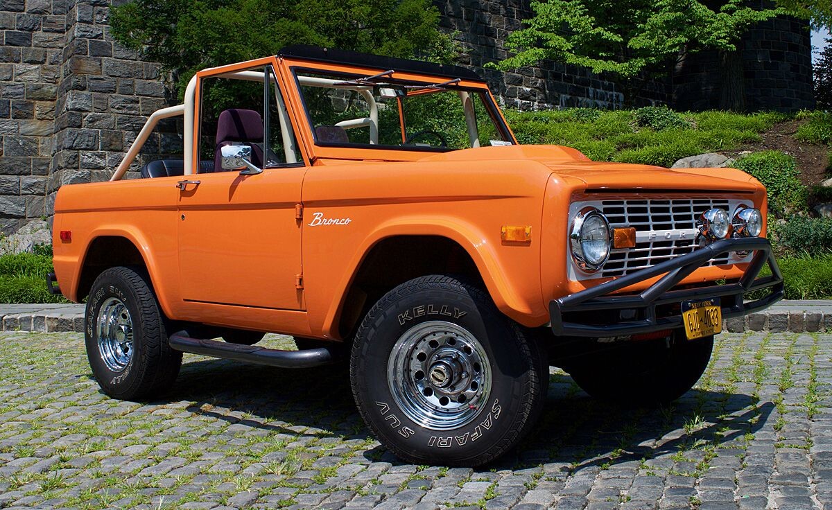 Ford Bronco (60's - 74's)