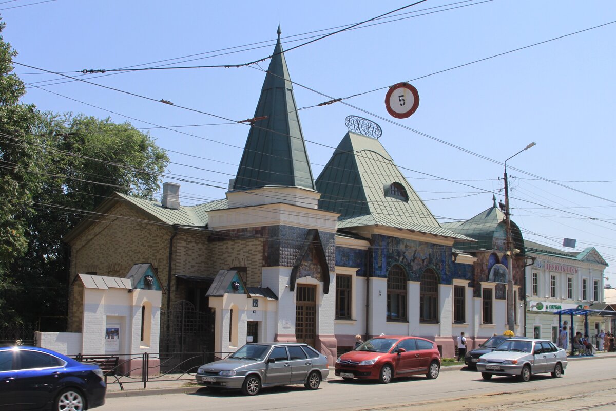 Модерн от Фёдора Шехтеля, музей градостроительства и быта в Таганроге.