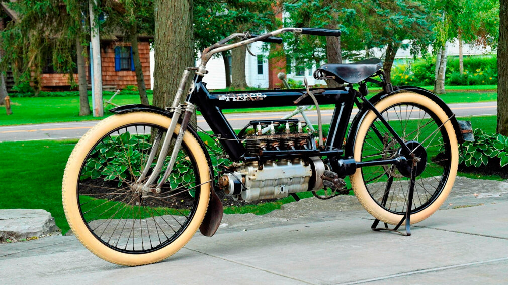 Pierce Arrow Four Фото:Mecum