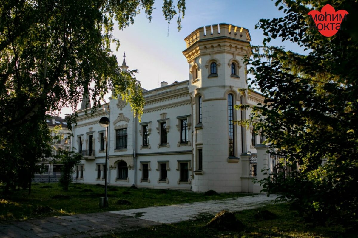 Юнусовская площадь в казани