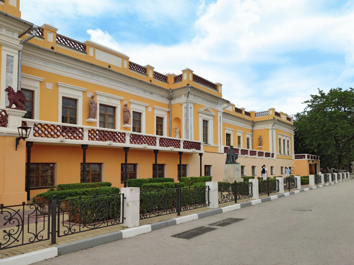 Феодосийская картинная галерея // Фото: Анастасия Медынцева