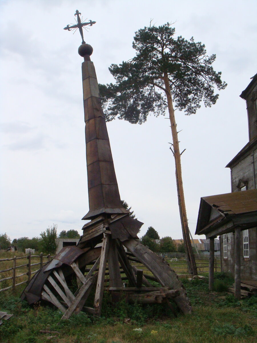 Церковь имени Святого Николая Чудотворца в селе Чиганары. 2010г.