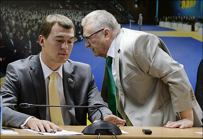 С  В.В. Жириновским. Фото из свободного доступа в Яндекс