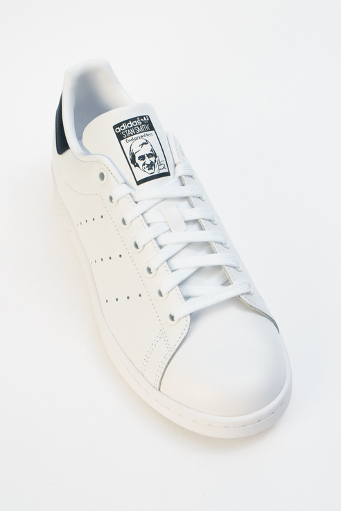 Не кеды, а броня. 