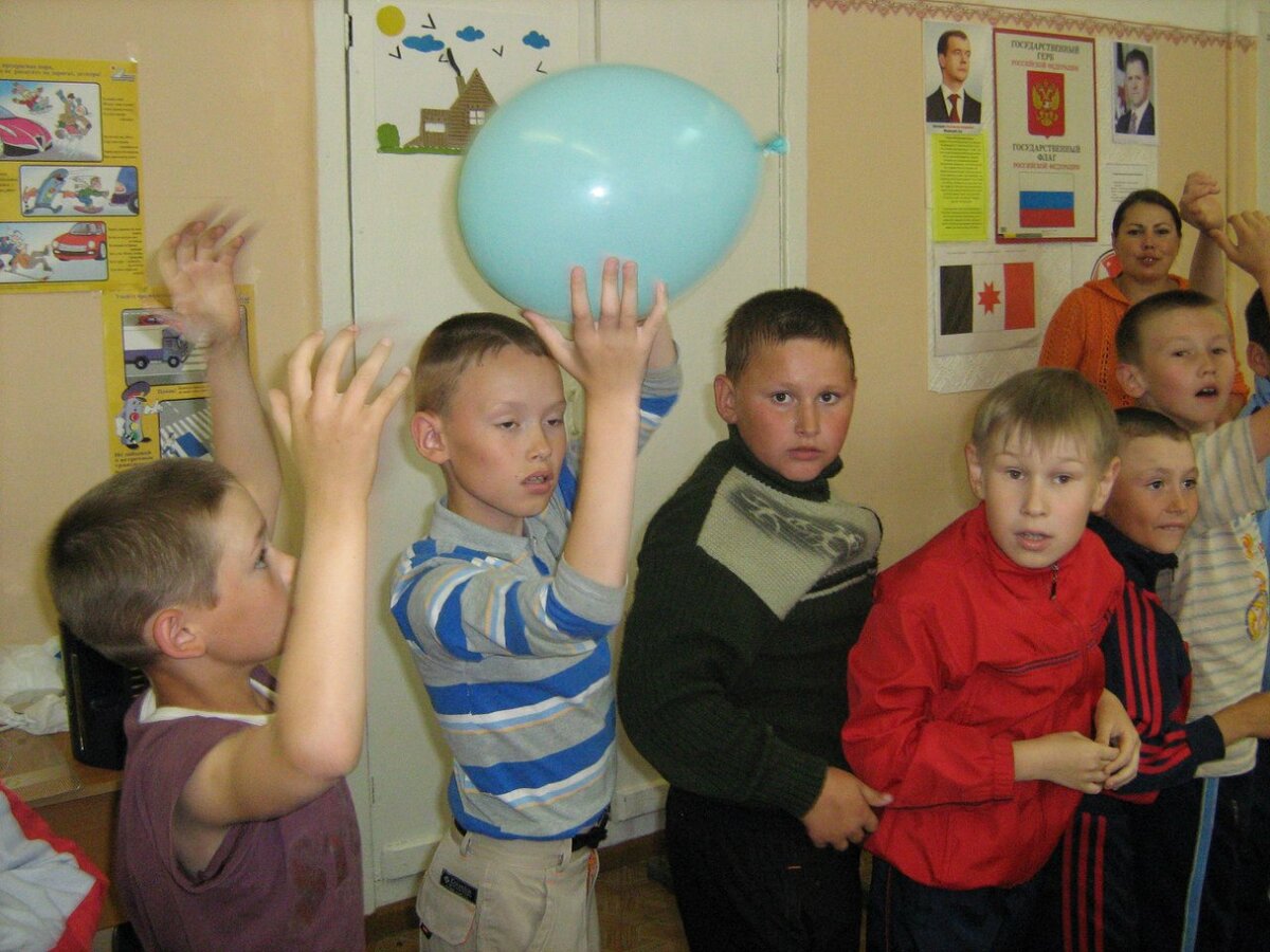 Я в 1 классе . Первые знания 