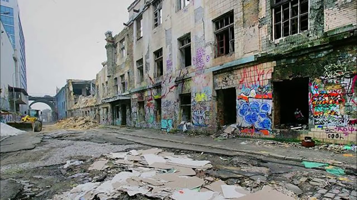 Те же самые руины с другой точки