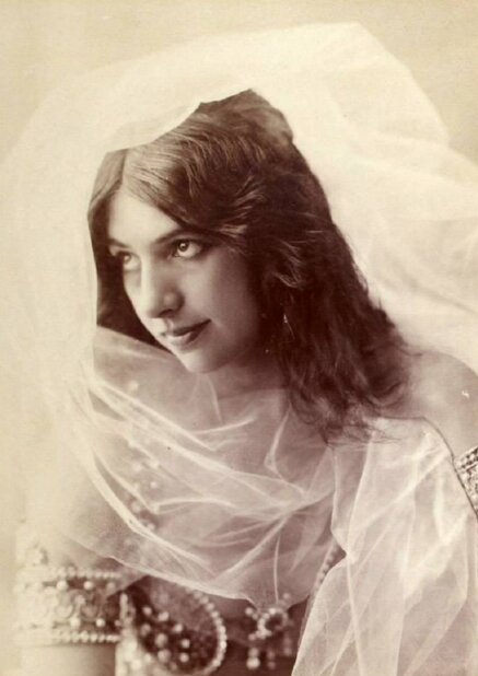 Юная Маргарета Гертруда Зелле. 