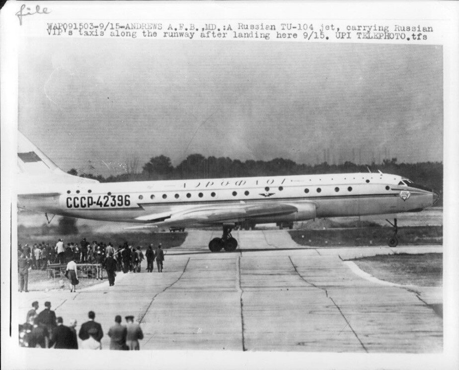 Самолёт ТУ-104А № 42396 на военной базе «Эндрюс» в США, в 1959 г.