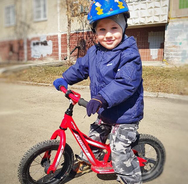 Дениске 2 годика