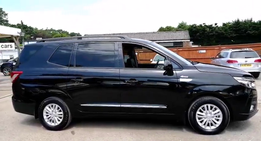 SsangYong Korando Turismo