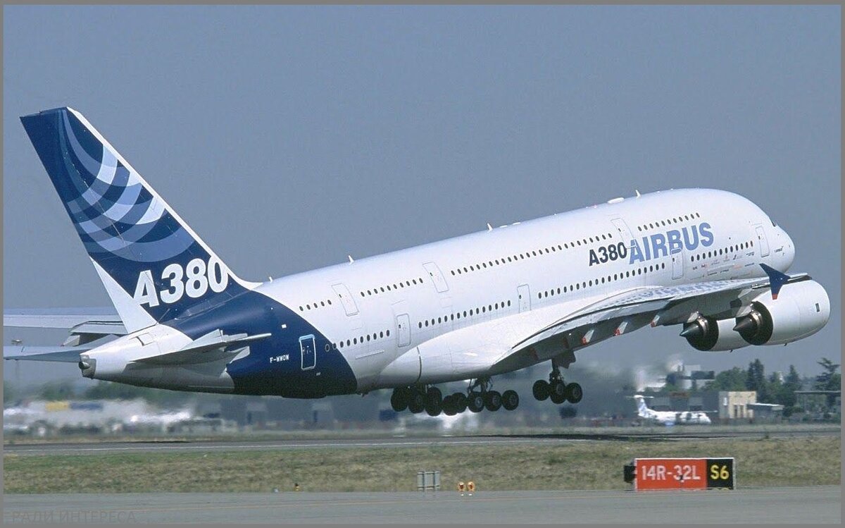 Первый взлёт Airbus A380. (Источник изображения: fishki.net)
