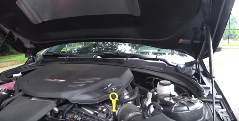 Так выглядит двигатель V6 в модели Cadillac ATS-V 2019 года.