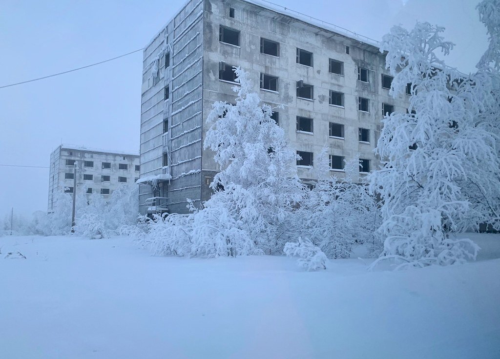 Область поселка снежное