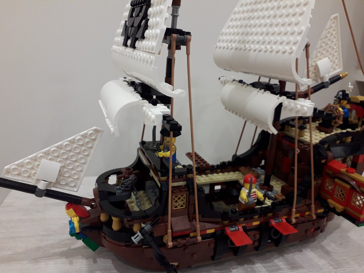 Creator 31109. Лего пиратский остров 31109. Озон пиратские корабли лего. LEGO техник пиратский корабль 31109. Лего пиратский большой корабль с островом.