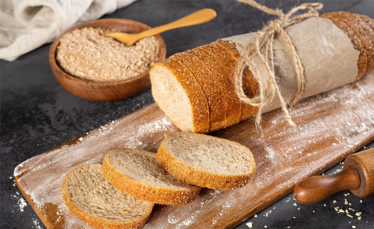 Хлеб с отрубями врачи рекомендуют беременным, при грудном вскармливании, детям, людям, следящим за своим весом
