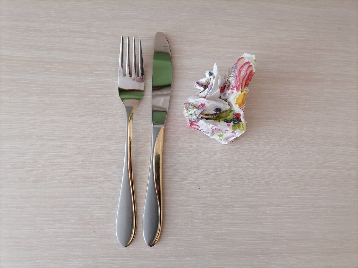 На что похоже скомканная салфетка?