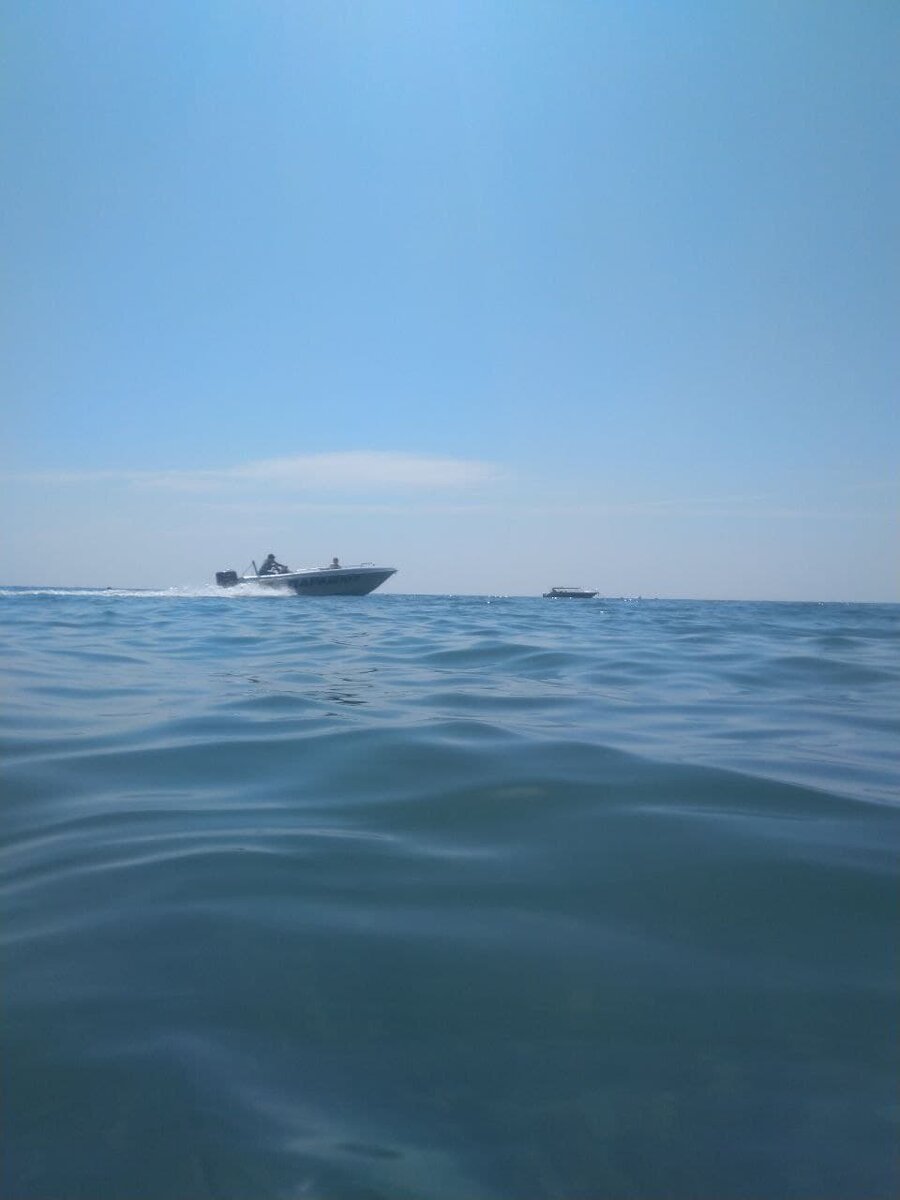 Синее море