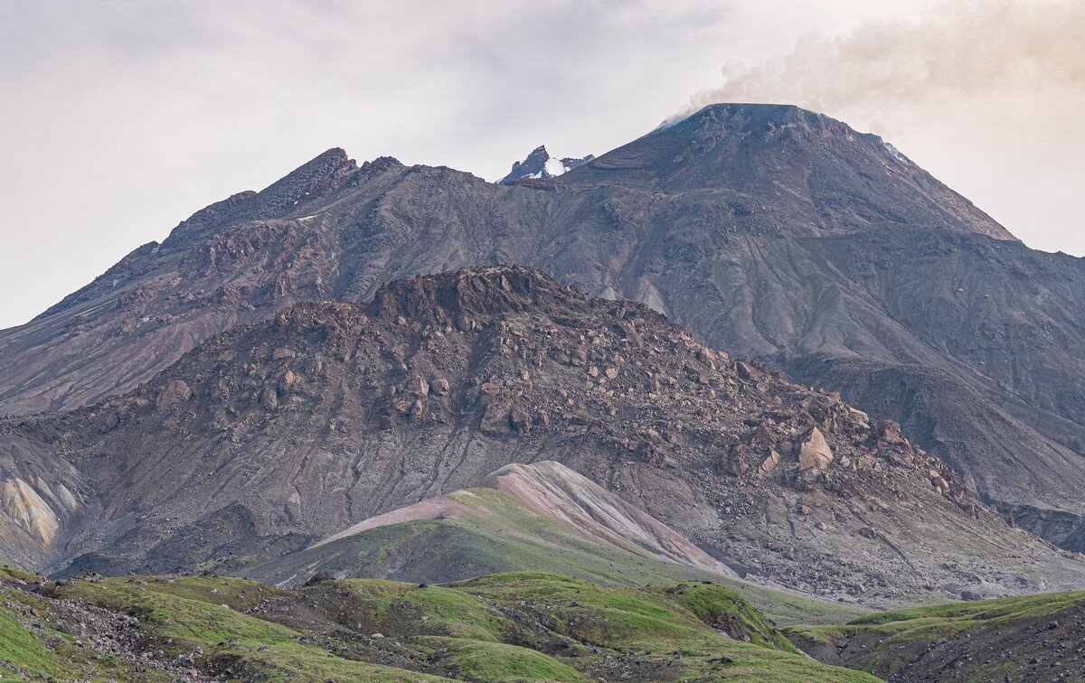 Камчатка 22. Камчатка 22. Стиль камчатка. Кратер вулкана горелый камчатка. Камчатка 22.
