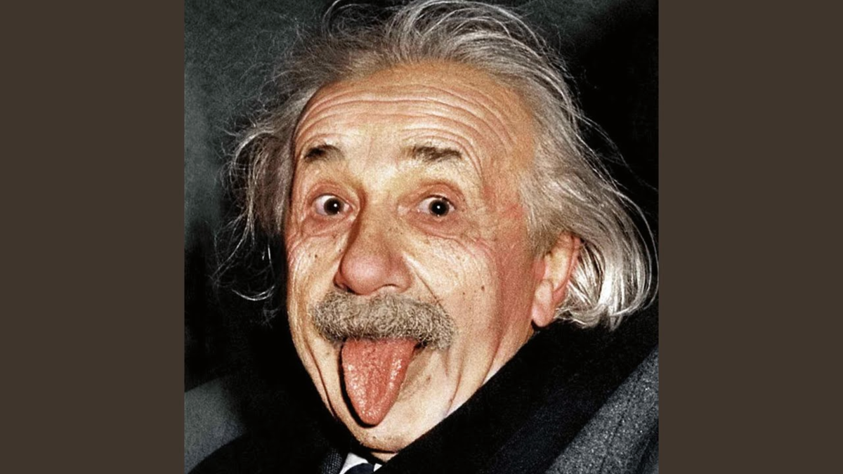 Einstein die. Лицо Эйнштейна. Эйнштейн с языком.