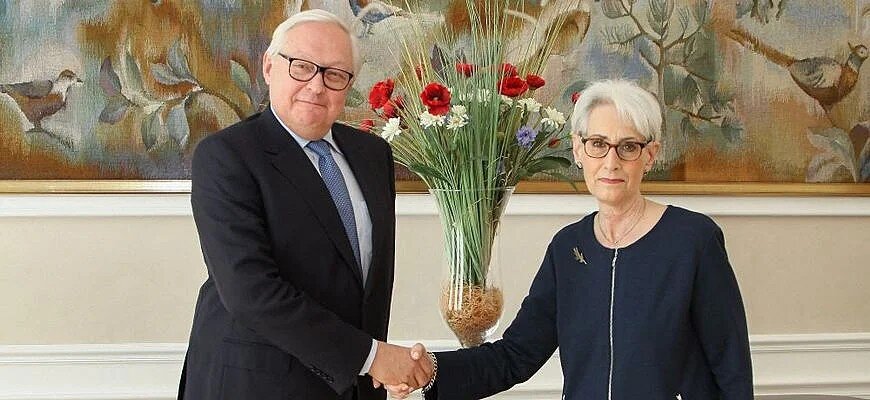 Сергей Рябков и Венди Шерман, m-diplomat.ru