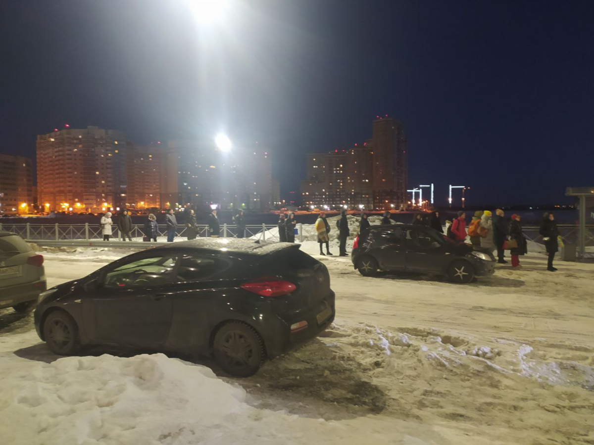 Познакомьтесь, утренняя очередь на маршрутку к метро 