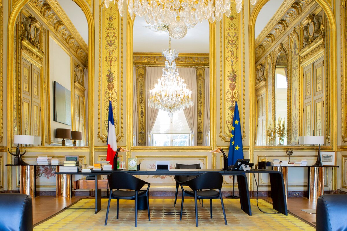 Рабочее место Эмманюэля Макрона