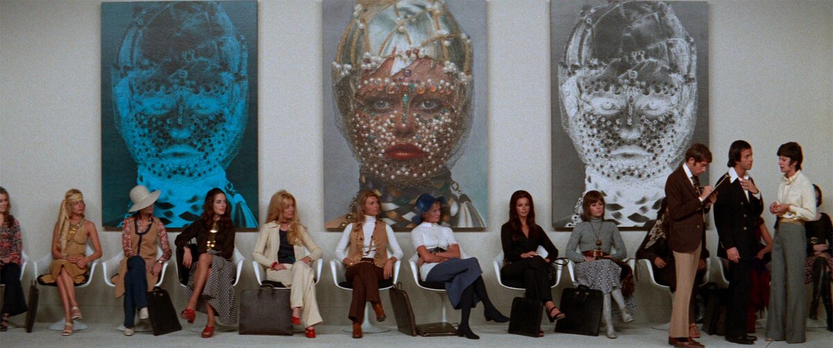 "Alexandra Head" Ги Бурдена в сцене кастинга.