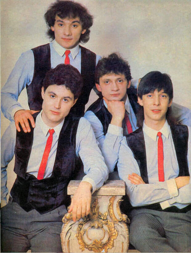 Группа звезд объединенная общим названием. Фоменко группа секрет. Бит квартет секрет 1983.