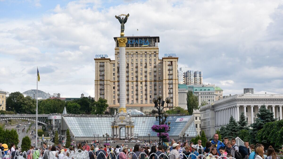    В центре Киева© РИА Новости / Стрингер